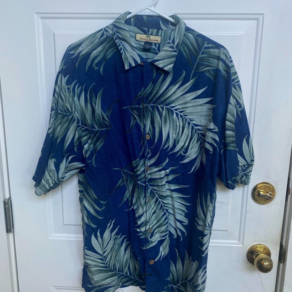 Tommy Bahama Shirt Men’s L Blue Green Floral Tropical Short Sleeve Button Down S